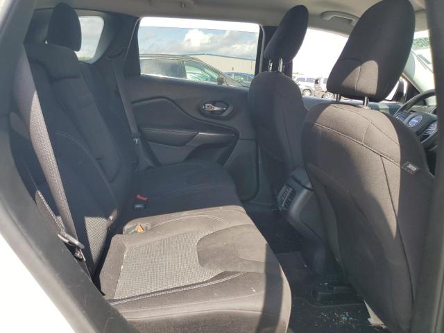 1C4PJMCX8KD127506 - 2019 JEEP CHEROKEE LATITUDE WHITE photo 11