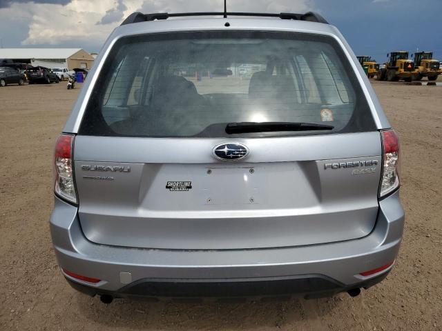 JF2SHABC6DG404501 - 2013 SUBARU FORESTER 2.5X SILVER photo 6