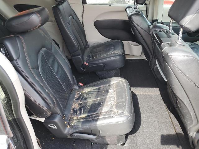 2C4RC1EG4JR235342 - 2018 CHRYSLER PACIFICA TOURING L PLUS BLACK photo 11