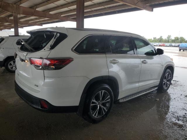 5TDKKRFH3GS155024 - 2016 TOYOTA HIGHLANDER XLE WHITE photo 3