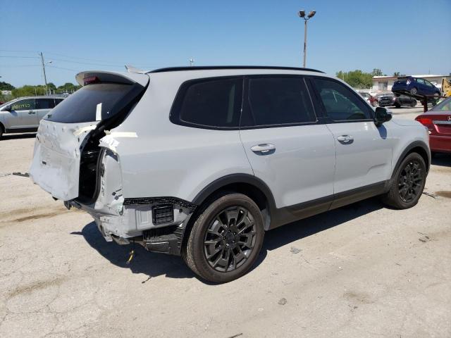 5XYP3DHC8MG180548 - 2021 KIA TELLURIDE EX SILVER photo 3