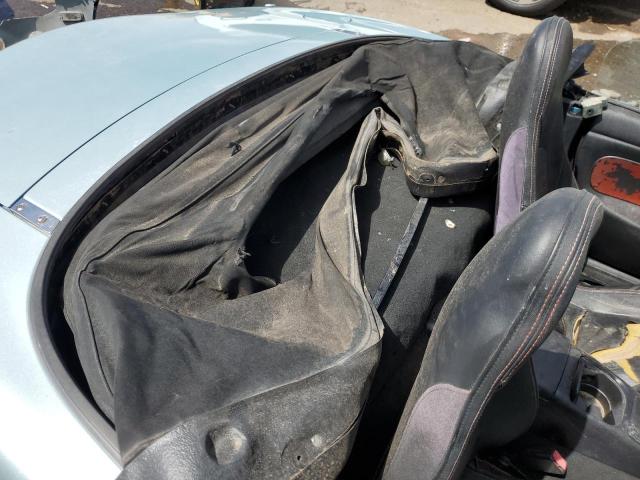 JM1NB353010203718 - 2001 MAZDA MX-5 MIATA BASE TURQUOISE photo 10