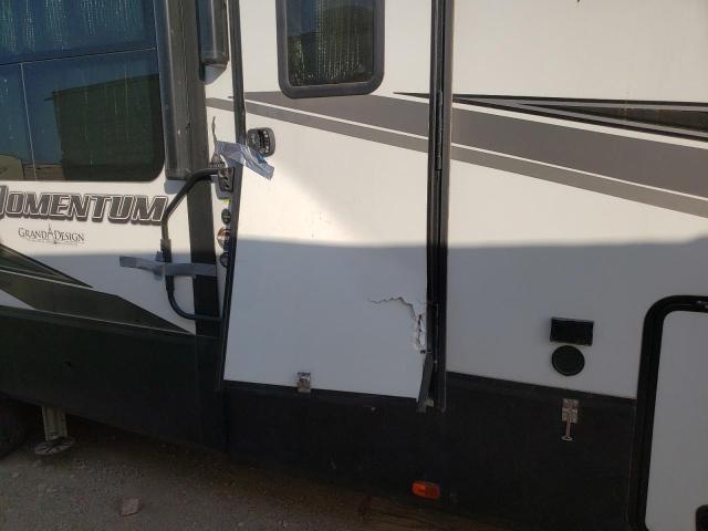 573FM4530L1116492 - 2020 MOME 5TH WHEEL TWO TONE photo 9