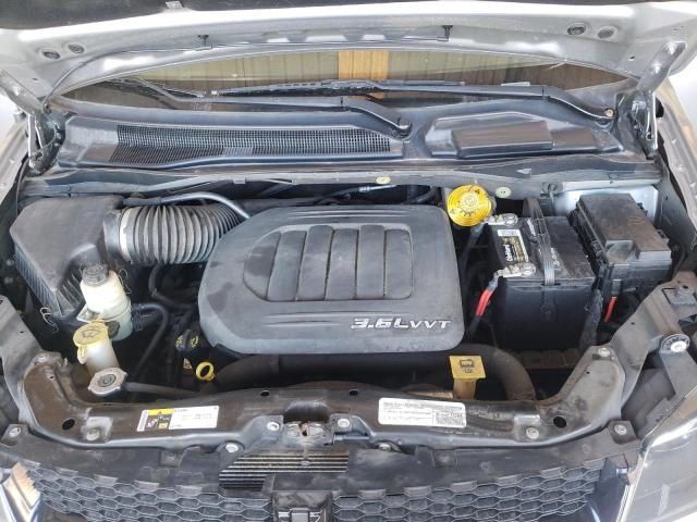 2C4RDGBG3FR576579 - 2015 DODGE GRAND CARA SE SILVER photo 7