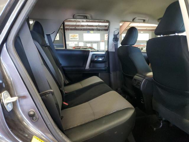 JTEBU5JR4J5582210 - 2018 TOYOTA 4RUNNER SR5/SR5 PREMIUM GRAY photo 11