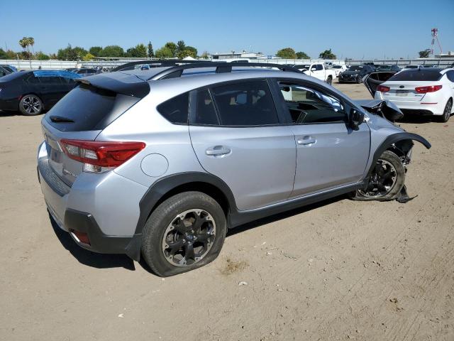 JF2GTABC4M8275060 - 2021 SUBARU CROSSTREK SILVER photo 3