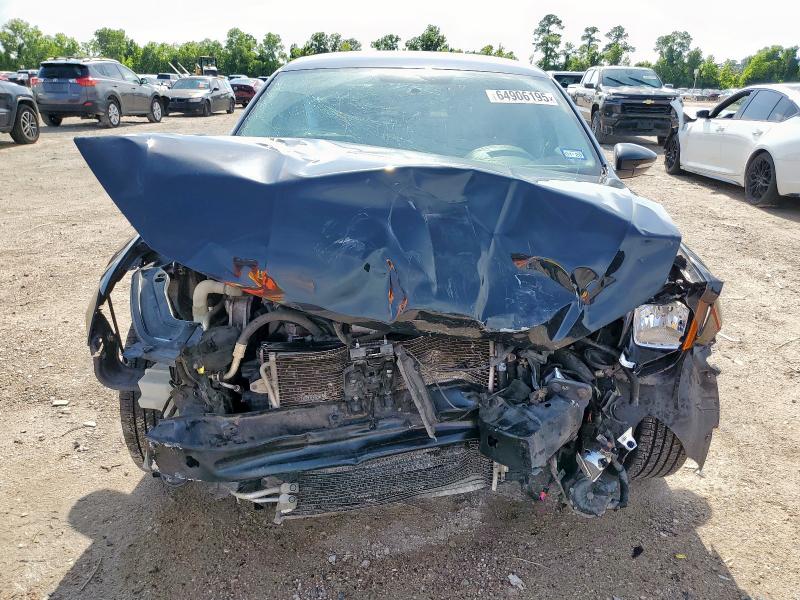 1VWAT7A36HC048963 - 2017 VOLKSWAGEN PASSAT S შავი ფოტო 5