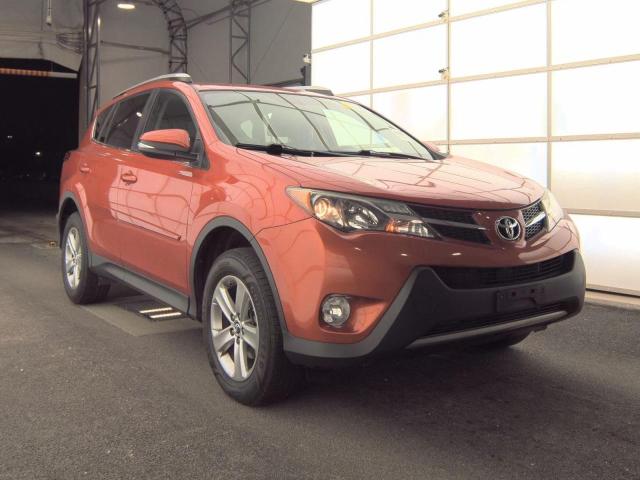 2015 TOYOTA RAV4 XLE, null