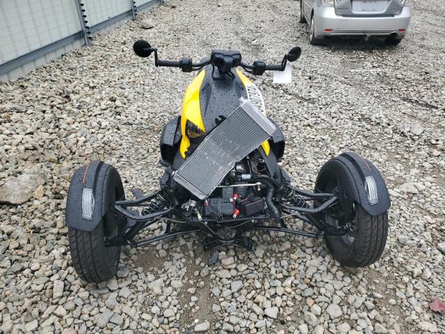 3JB2FEG42PJ002275 - 2023 CAN-AM RYKER YELLOW photo 2