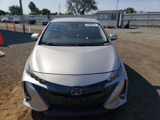 JTDKARFP3K3105535 - 2019 TOYOTA PRIUS PRIM ვერცხლისფერი ფოტო 5