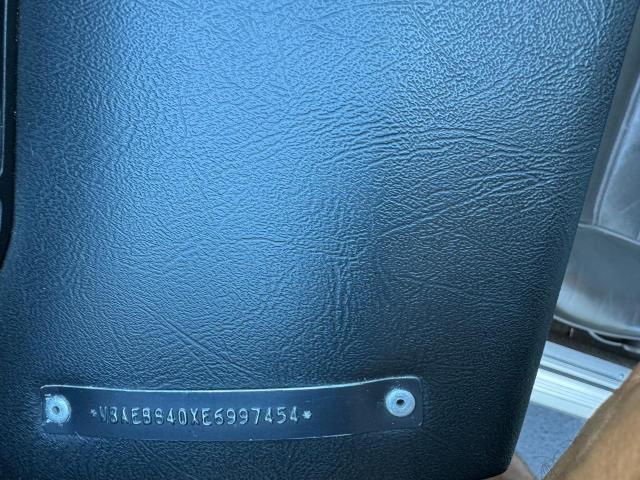 WBAEB840XE6997454 - 1984 BMW 633 CSI AUTOMATIC SILVER photo 10