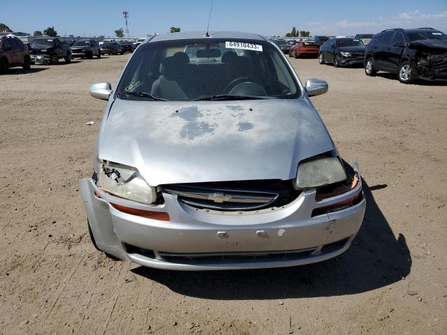 KL1TJ52644B260315 - 2004 CHEVROLET AVEO LS 银色 照片 5