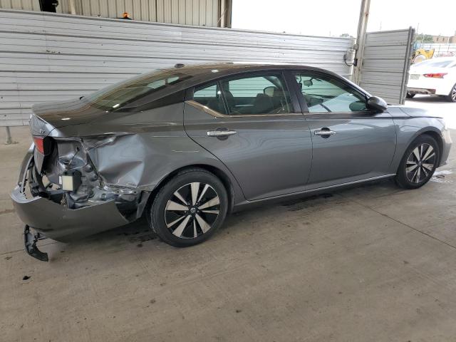 1N4BL4DV4MN333863 - 2021 NISSAN ALTIMA SV GRAY photo 3