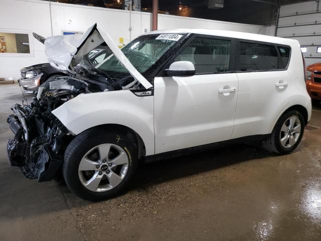 KNDJN2A23K7685770 - 2019 KIA SOUL WHITE photo 1