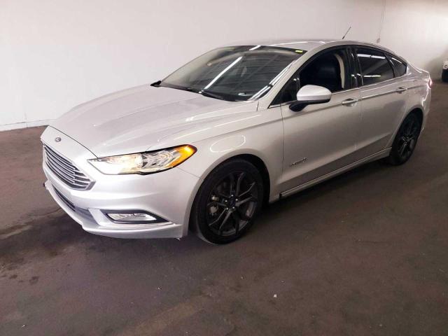 3FA6P0LUXJR158891 - 2018 FORD FUSION SE HYBRID GRAY photo 2