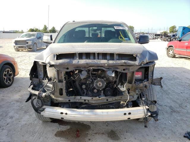 5TFRM5F16HX119487 - 2017 TOYOTA TUNDRA DOUBLE CAB SR/SR5 GRAY photo 5