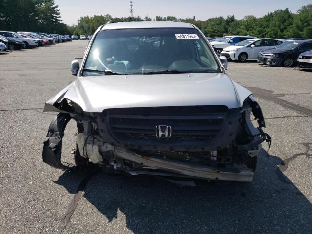 2HKYF185X4H582124 - 2004 HONDA PILOT EXL SILVER photo 5