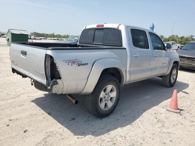 5TFJU4GN7BX009628 - 2011 TOYOTA TACOMA DOUBLE CAB PRERUNNER SILVER photo 3