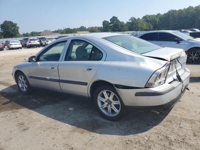 YV1RS61R512076332 - 2001 VOLVO S60 SILVER photo 2