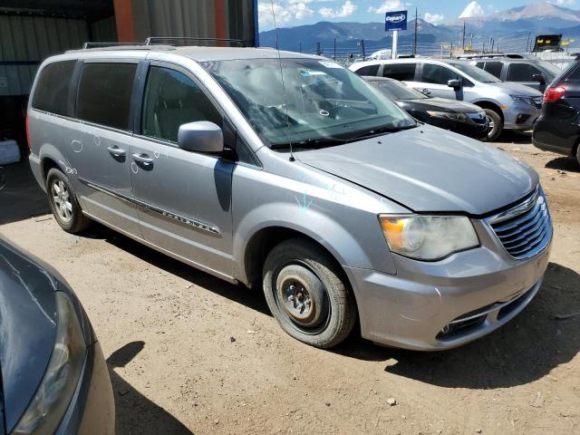 2C4RC1BGXDR554964 - 2013 CHRYSLER TOWN & COU TOURING SILVER photo 4