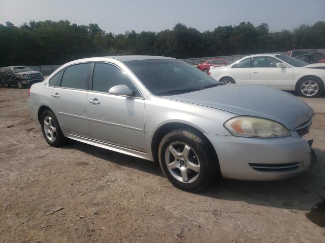 2G1WB57K991218053 - 2009 CHEVROLET IMPALA LS SILVER photo 4