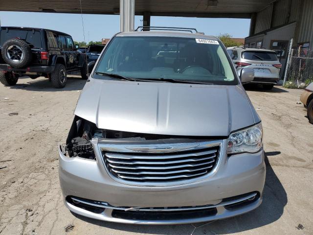 2C4RC1BG5DR657869 - 2013 CHRYSLER TOWN & COU TOURING 银色 照片 5