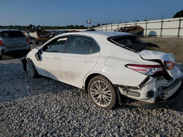 4T1B11HK1JU135608 - 2018 TOYOTA CAMRY L 白色 照片 2