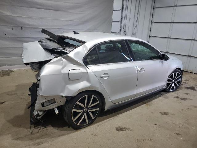 3VW5T7AJ3DM284219 - 2013 VOLKSWAGEN JETTA GLI Сріблястий фото 3