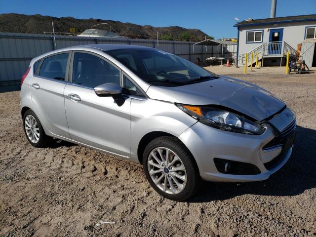 3FADP4FJ3JM141122 - 2018 FORD FIESTA TITANIUM SILVER photo 4