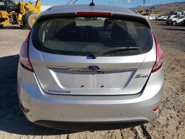 3FADP4FJ3JM141122 - 2018 FORD FIESTA TITANIUM SILVER photo 6