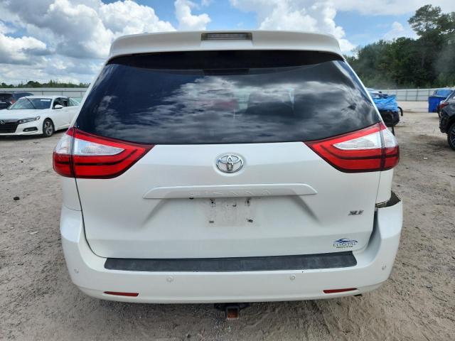 5TDYK3DCXFS687531 - 2015 TOYOTA SIENNA XLE WHITE photo 6