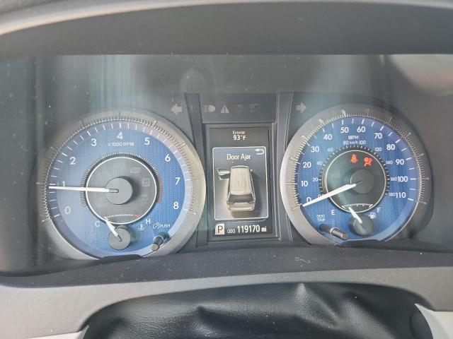 5TDYK3DCXFS687531 - 2015 TOYOTA SIENNA XLE WHITE photo 9