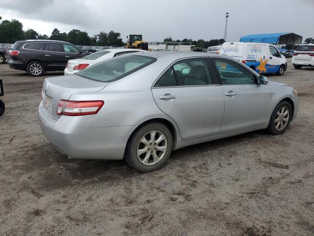 4T1BF3EK1BU665614 - 2011 TOYOTA CAMRY BASE 银色 照片 3