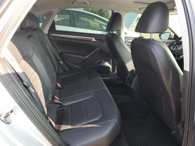 1VWBT7A39HC045527 - 2017 VOLKSWAGEN PASSAT SE 银色 照片 10