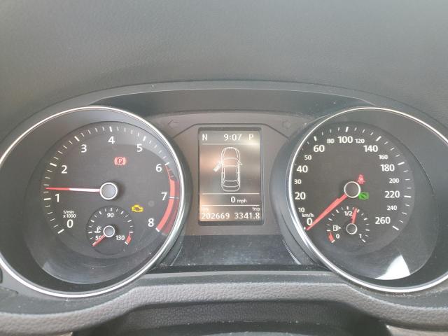 1VWBT7A39HC045527 - 2017 VOLKSWAGEN PASSAT SE 银色 照片 9