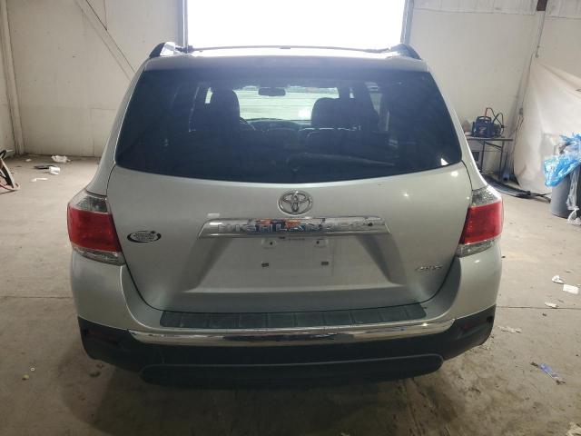 5TDBK3EH5DS197236 - 2013 TOYOTA HIGHLANDER BASE 银色 照片 6