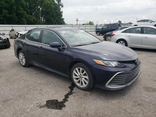 4T1C11AK4NU656665 - 2022 TOYOTA CAMRY LE BLUE photo 4