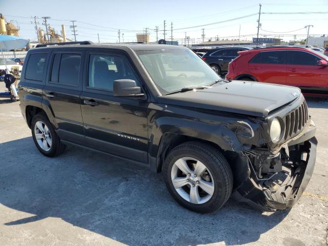 1C4NJRBB8ED664598 - 2014 JEEP PATRIOT SPORT შავი ფოტო 4