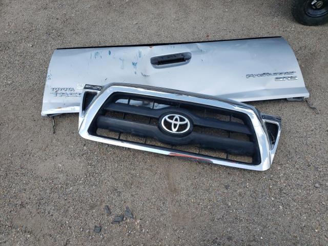 5TETX62NX6Z205564 - 2006 TOYOTA TACOMA PRERUNNER ACCESS CAB SILVER photo 12