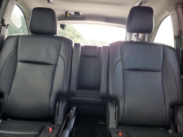 5TDKZRFH0KS566109 - 2019 TOYOTA HIGHLANDER SE SILVER photo 10