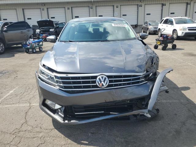 1VWBT7A32GC051071 - 2016 VOLKSWAGEN PASSAT SE 灰色 照片 5