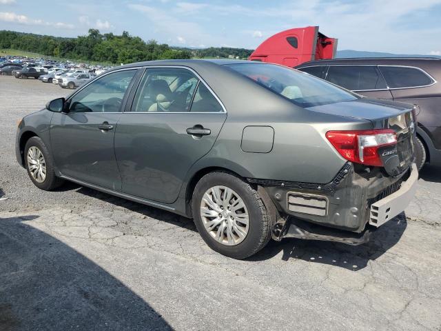 4T4BF1FK5CR182945 - 2012 TOYOTA CAMRY BASE GREEN photo 2