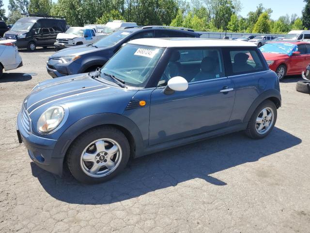 2010 MINI COOPER, 