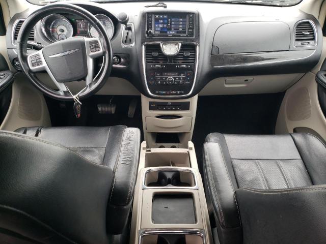 2C4RC1CG3DR767625 - 2013 CHRYSLER TOWN & COU TOURING L WHITE photo 8