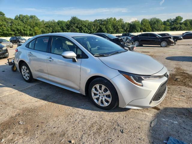 JTDEPMAE3NJ196892 - 2022 TOYOTA COROLLA LE SILVER photo 4