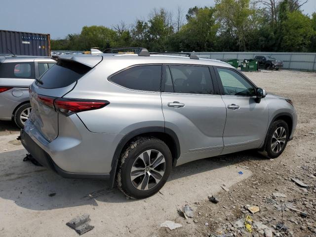 5TDHZRBH9MS072642 - 2021 TOYOTA HIGHLANDER XLE Gümüş foto 3