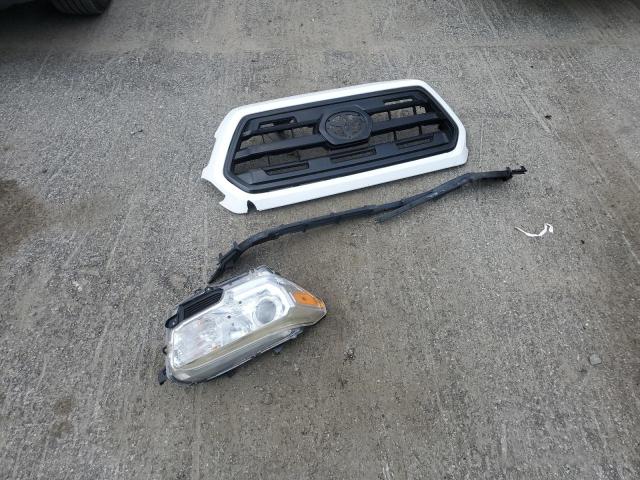 5TFRX5GN2HX087811 - 2017 TOYOTA TACOMA ACCESS CAB თეთრი ფოტო 12