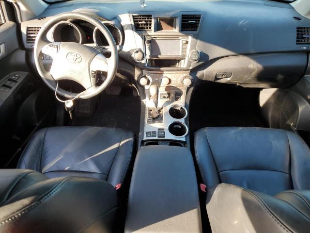 5TDBK3EHXDS245121 - 2013 TOYOTA HIGHLANDER BASE შავი ფოტო 8