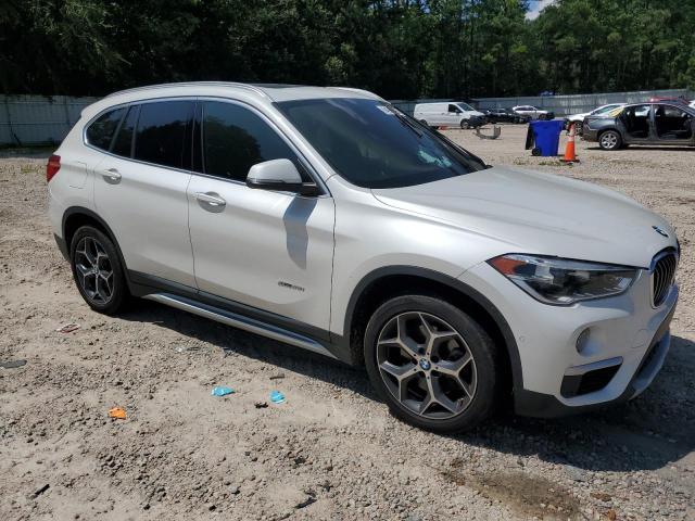 WBXHT3C31GP882818 - 2016 BMW X1 XDRIVE28I WHITE photo 4