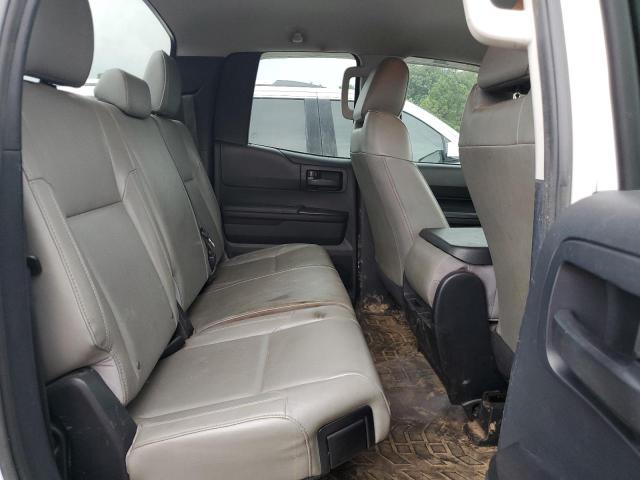 5TFRM5F11EX071991 - 2014 TOYOTA TUNDRA DOUBLE CAB SR/SR5 WHITE photo 10